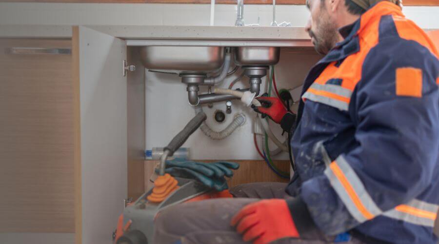 Professional slab leak plumber services in Centerville, UT